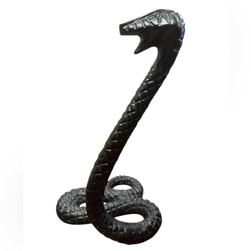 Black Reptile Snake 🐍 Resin decoration - Picture 2 of 2
